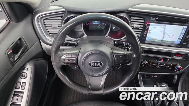 Kia K5 LPI Deluxe 2014 — фото 13