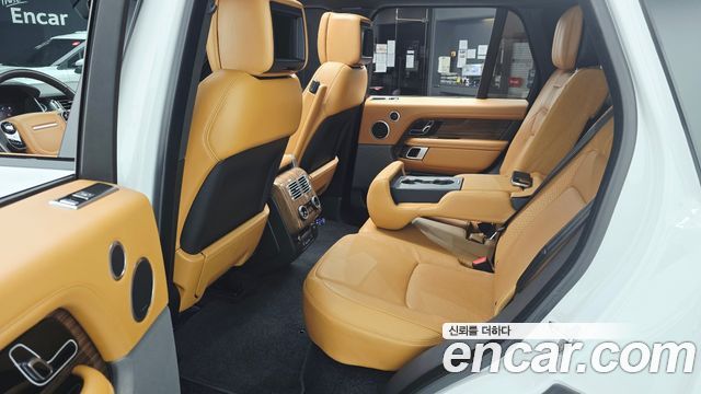 Land Rover Range Rover (IV) 4.4 SDV8 Vogue SE DIESEL 2018 — фото 17
