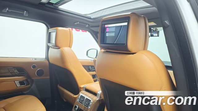 Land Rover Range Rover (IV) 4.4 SDV8 Vogue SE DIESEL 2018 — фото 24