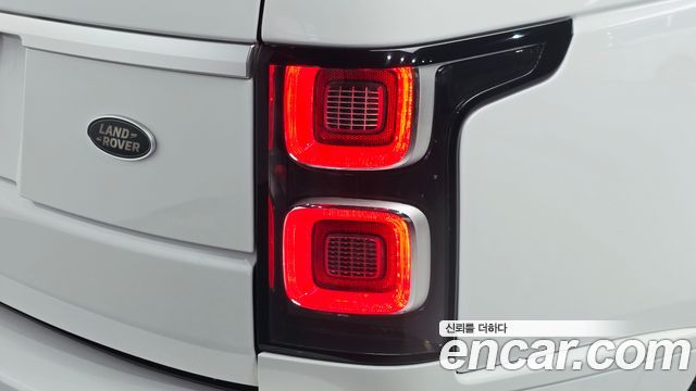 Land Rover Range Rover (IV) 4.4 SDV8 Vogue SE DIESEL 2018 — фото 29