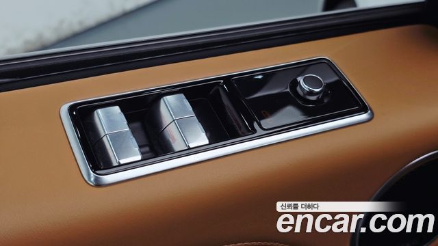 Land Rover Range Rover (IV) 4.4 SDV8 Vogue SE DIESEL 2018 — фото 43