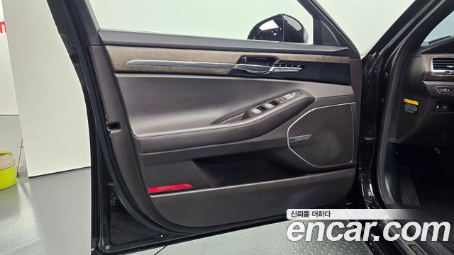 Genesis G90 3.8 AWD Premium Luxury 2019 — фото 24