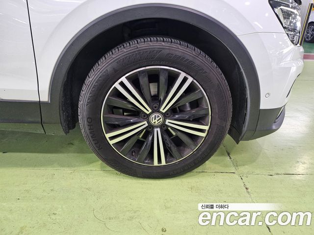 Volkswagen Tiguan (II) 2.0 TDI Prestige 2020 — фото 5