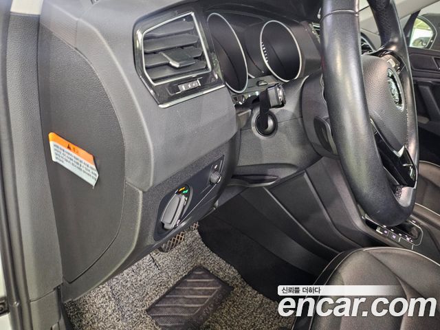 Volkswagen Tiguan (II) 2.0 TDI Prestige 2020 — фото 16