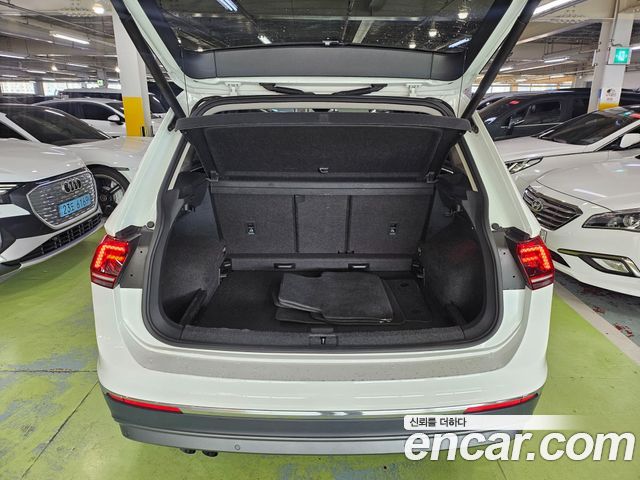 Volkswagen Tiguan (II) 2.0 TDI Prestige 2020 — фото 22