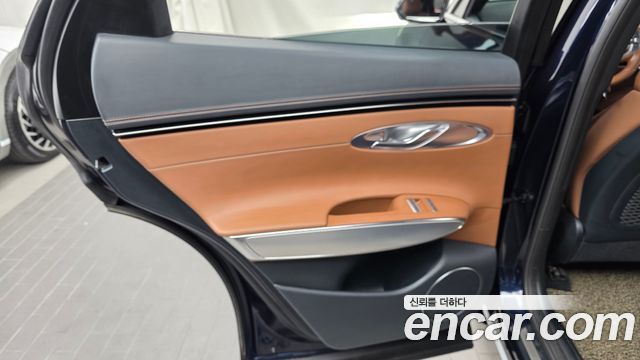 Genesis GV70 2.5T Gasoline AWD 2022 — фото 25