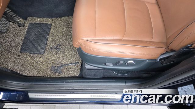 Genesis GV70 2.5T Gasoline AWD 2022 — фото 31