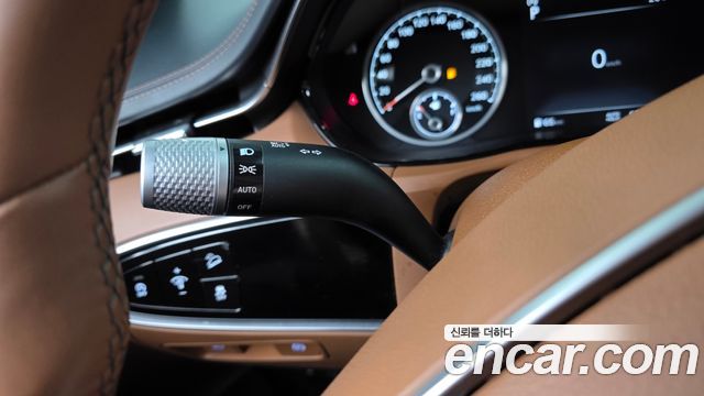 Genesis GV70 2.5T Gasoline AWD 2022 — фото 32