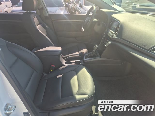 Hyundai Avante (AD) 1.6 GDI Value Plus 2018 — фото 7