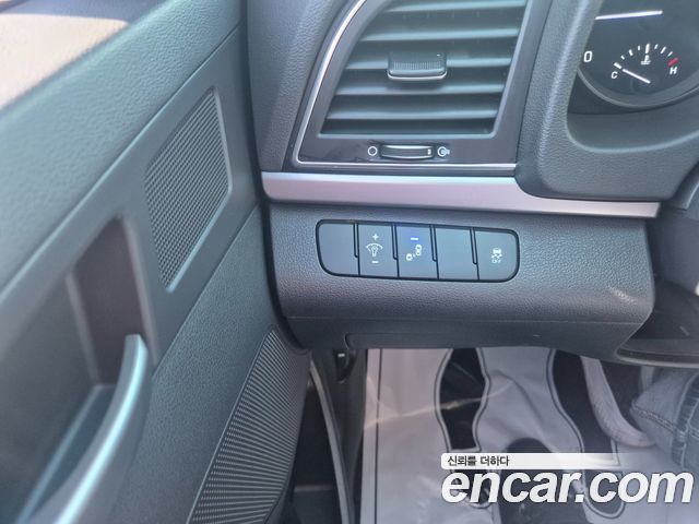Hyundai Avante (AD) 1.6 GDI Value Plus 2018 — фото 16