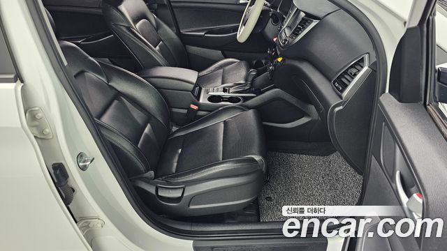 Hyundai Tucson Diesel 1.7 2WD Modern 2017 — фото 12