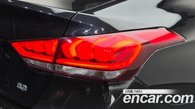 Genesis G80 3.3 GDI Luxury 2018 — фото 29