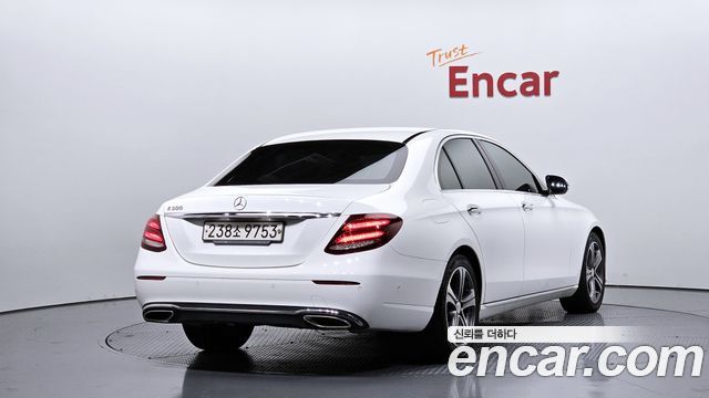 Mercedes-Benz E-Class (W213) E300 Avantgarde 2019 — фото 2