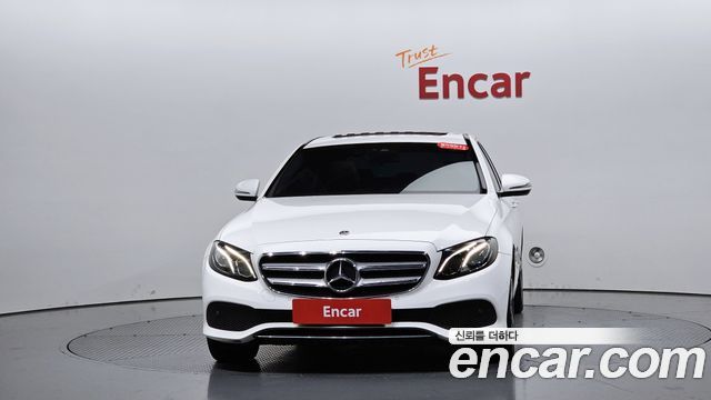 Mercedes-Benz E-Class (W213) E300 Avantgarde 2019 — фото 3