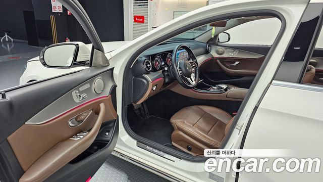 Mercedes-Benz E-Class (W213) E300 Avantgarde 2019 — фото 10
