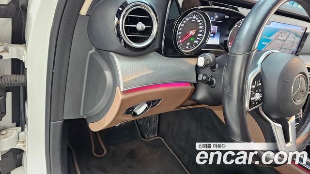 Mercedes-Benz E-Class (W213) E300 Avantgarde 2019 — фото 16