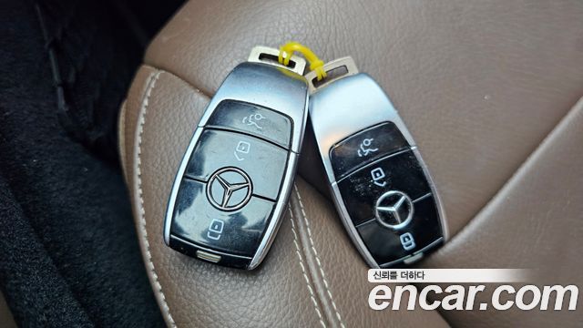 Mercedes-Benz E-Class (W213) E300 Avantgarde 2019 — фото 27