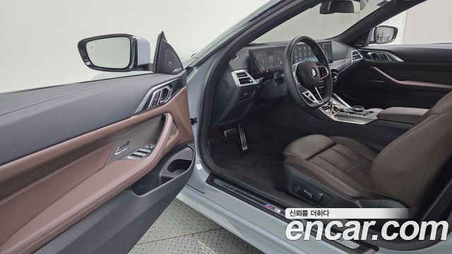 BMW 4 Series (G22) 420i M Sport Pro Convertible 2026 — фото 10