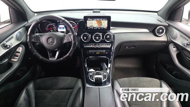 Mercedes-Benz GLC-Class (X253) GLC300 4MATIC AMG Line Coupe 2019 — фото 7