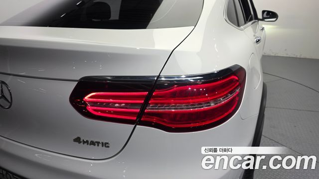 Mercedes-Benz GLC-Class (X253) GLC300 4MATIC AMG Line Coupe 2019 — фото 23