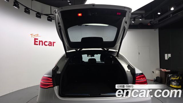 Mercedes-Benz GLC-Class (X253) GLC300 4MATIC AMG Line Coupe 2019 — фото 32