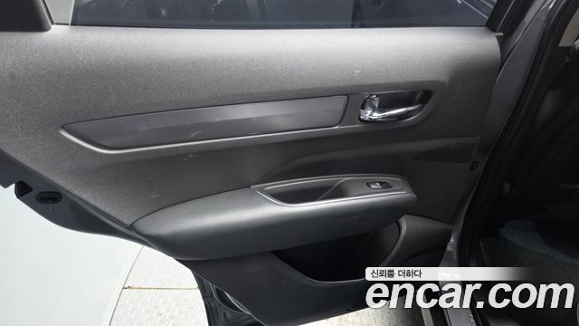 Renault Korea QM6 2.0 LPe SE 2WD 2020 — фото 25
