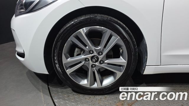 Hyundai Avante (AD) 1.6 GDI Value Plus 2017 — фото 5