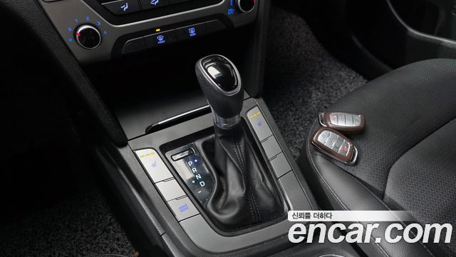 Hyundai Avante (AD) 1.6 GDI Value Plus 2017 — фото 9