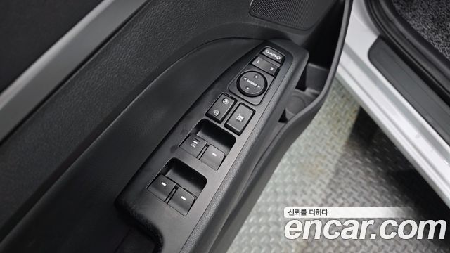 Hyundai Avante (AD) 1.6 GDI Value Plus 2017 — фото 19