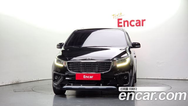 Kia Carnival 9-Seater Prstige 2020 — фото 3
