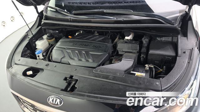Kia Carnival 9-Seater Prstige 2020 — фото 6