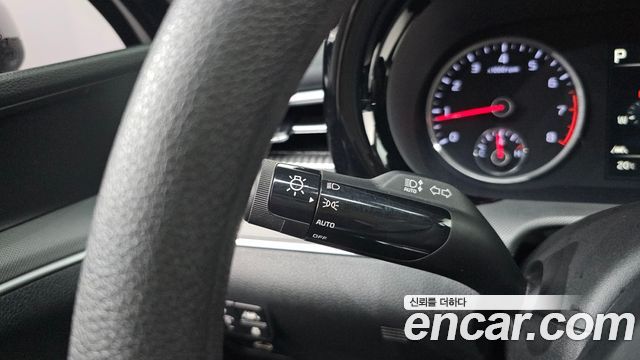 Kia K5 (III) 2.0 Trendy 2020 — фото 20