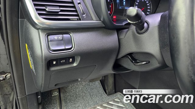 Kia K5 (II) 2.0 MX Luxury 2016 — фото 17
