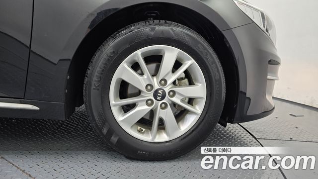 Kia K5 (II) 2.0 MX Luxury 2016 — фото 21