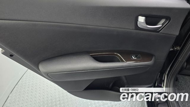 Kia K5 (II) 2.0 MX Luxury 2016 — фото 25