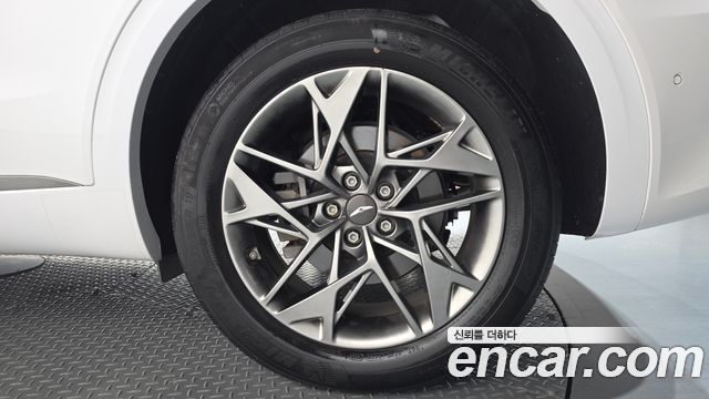 Genesis GV70 2.5T Gasoline AWD 2021 — фото 21