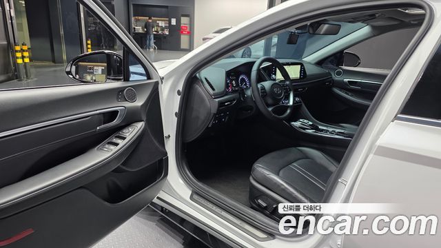 Hyundai Sonata (DN8) 2.0 LPG(Disabled Person) Premium 2022 — фото 10