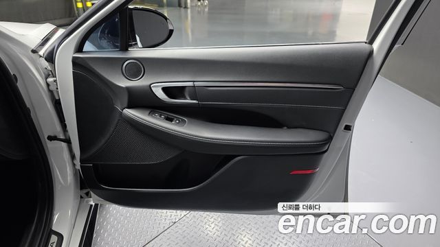 Hyundai Sonata (DN8) 2.0 LPG(Disabled Person) Premium 2022 — фото 25