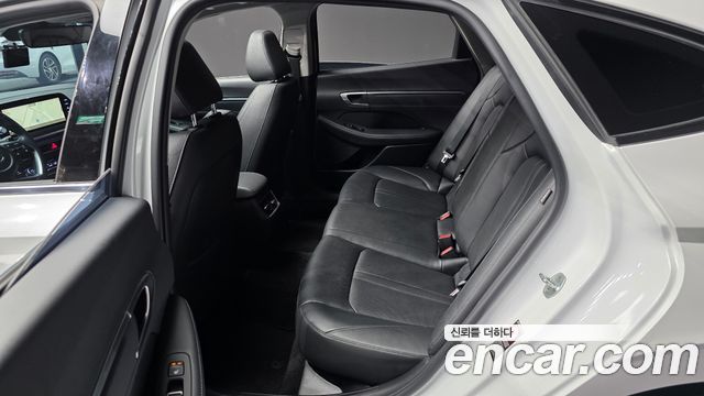 Hyundai Sonata (DN8) 2.0 LPG(Disabled Person) Premium 2022 — фото 26