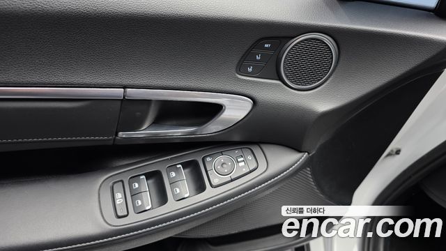 Hyundai Sonata (DN8) 2.0 LPG(Disabled Person) Premium 2022 — фото 28