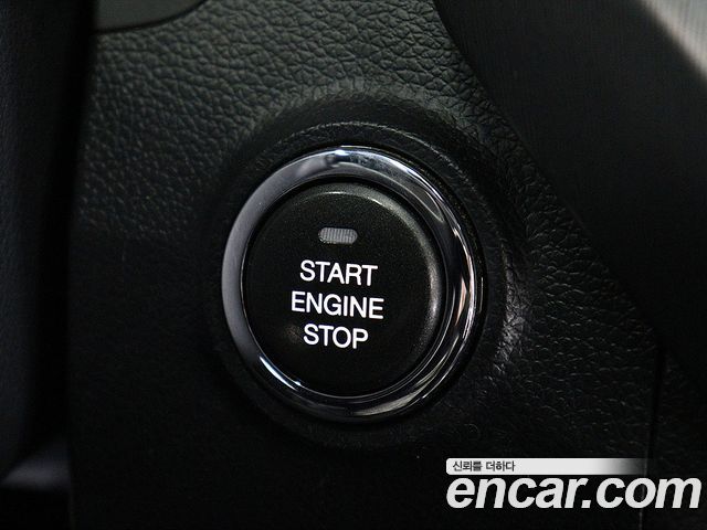 KG Mobility (SsangYong) Tivoli Armor Diesel VX 2WD 2018 — фото 21
