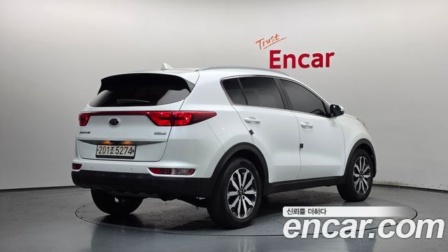 Kia Sportage (IV) Diesel 1.7 2wd Noblesse 2018 — фото 2