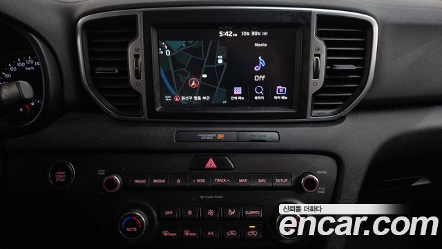 Kia Sportage (IV) Diesel 1.7 2wd Noblesse 2018 — фото 13