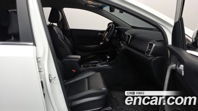 Kia Sportage (IV) Diesel 1.7 2wd Noblesse 2018 — фото 26