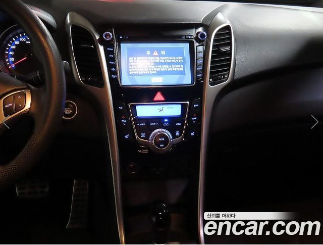 Hyundai i30 (New) Diesel 1.6 VGT Extreme 2012 — фото 15