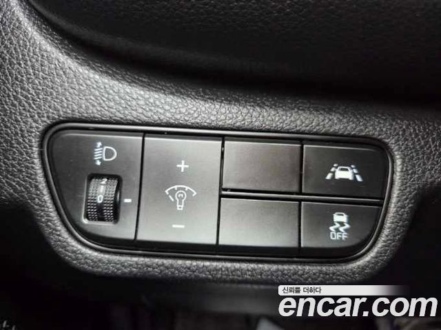 Kia Seltos Gasoline 1.6 Turbo 2WD Prestige 2023 — фото 10