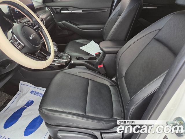 Kia Seltos Gasoline 1.6 Turbo 2WD Prestige 2023 — фото 18