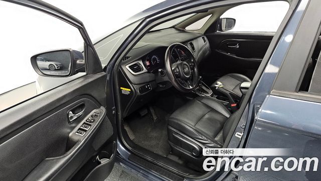 Kia Carens 1.7 VGT Prestige 2014 — фото 10