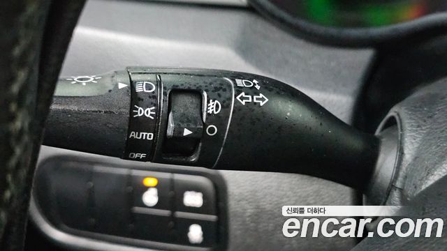 Kia Carens 1.7 VGT Prestige 2014 — фото 28