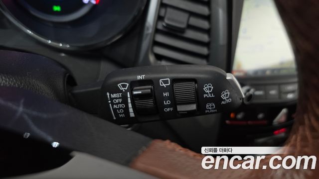 KG Mobility (SsangYong) Tivoli Armor Gear Edition 4WD 2018 — фото 18